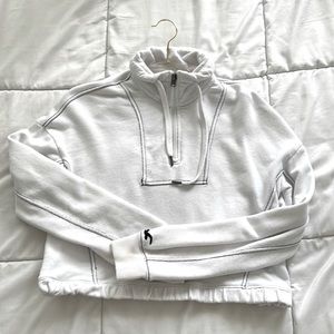 White Cropped Hollister Long Sleeve
